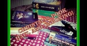 MASSIVE CHRISTMAS UNBOXING AMAZON BOOK HAUL! 23 BOOKS!