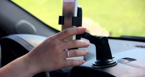 Promari Easy One Touch Car Phone Holder